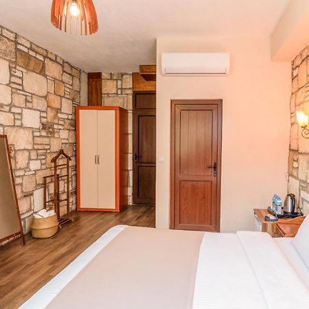 Hotel Kozbeyli Konagi Yenifoca Exteriér fotografie