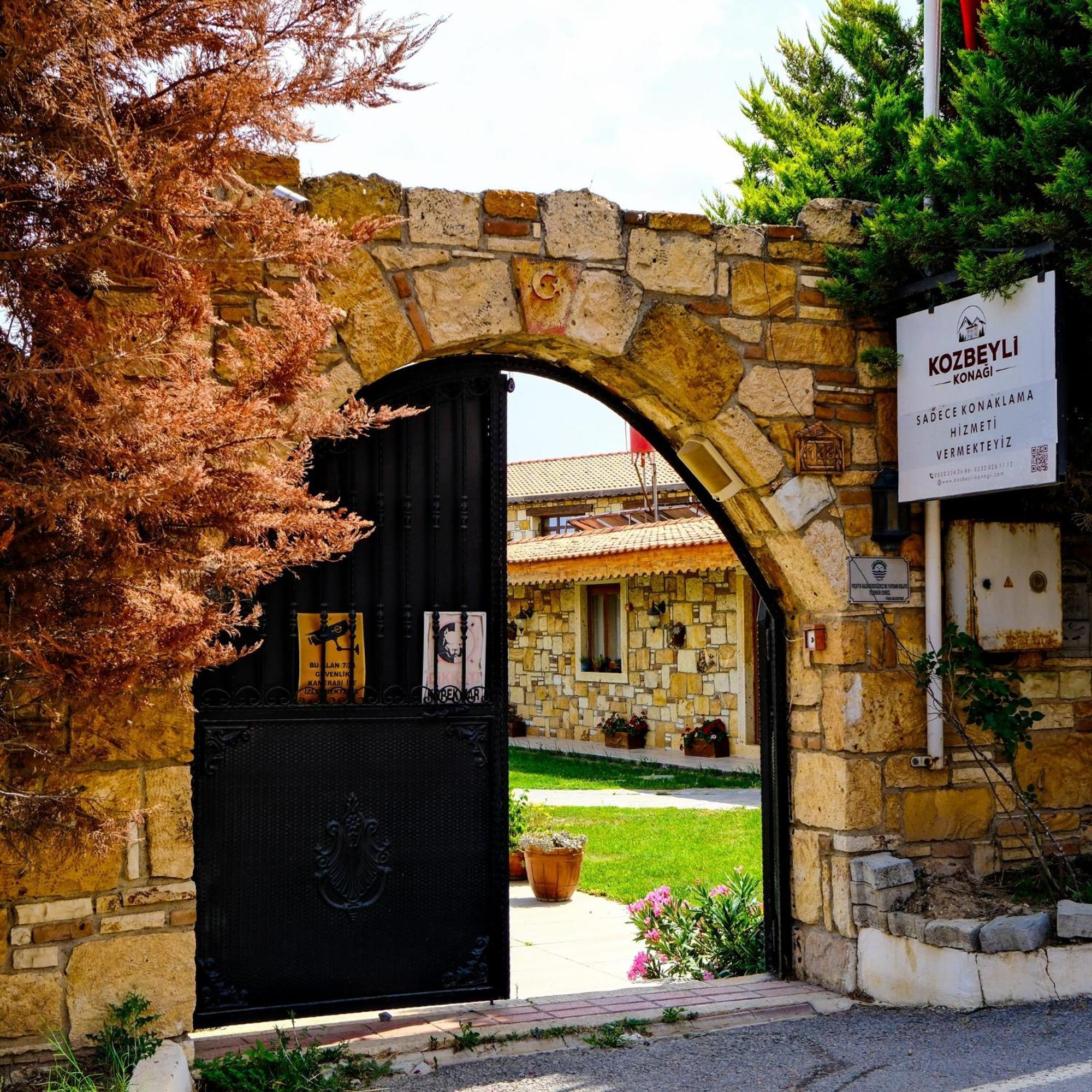 Hotel Kozbeyli Konagi Yenifoca Exteriér fotografie
