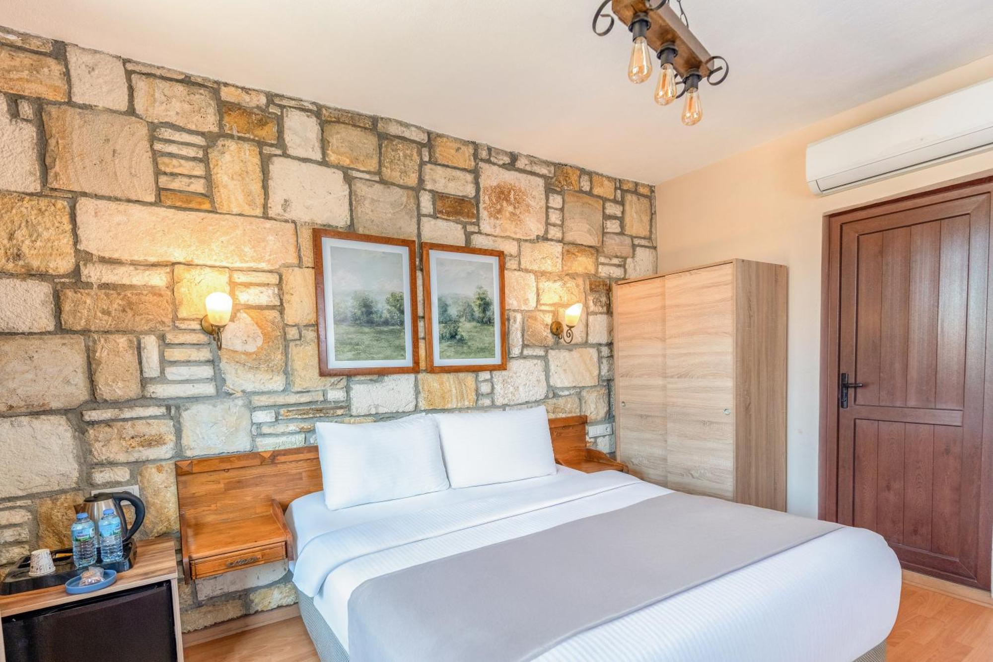 Hotel Kozbeyli Konagi Yenifoca Exteriér fotografie